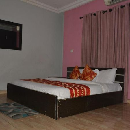 Esporta Suites Yaba Lagos Exteriér fotografie