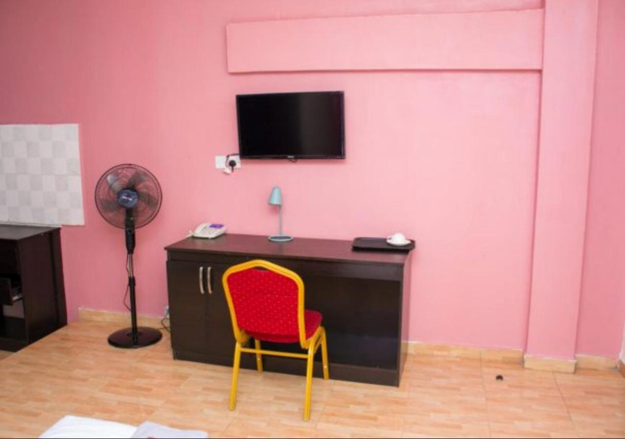 Esporta Suites Yaba Lagos Exteriér fotografie
