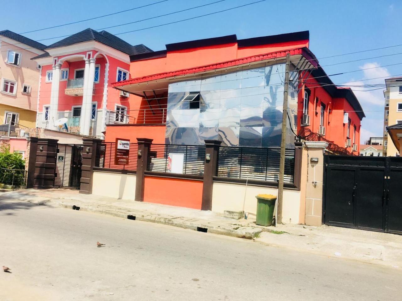 Esporta Suites Yaba Lagos Exteriér fotografie